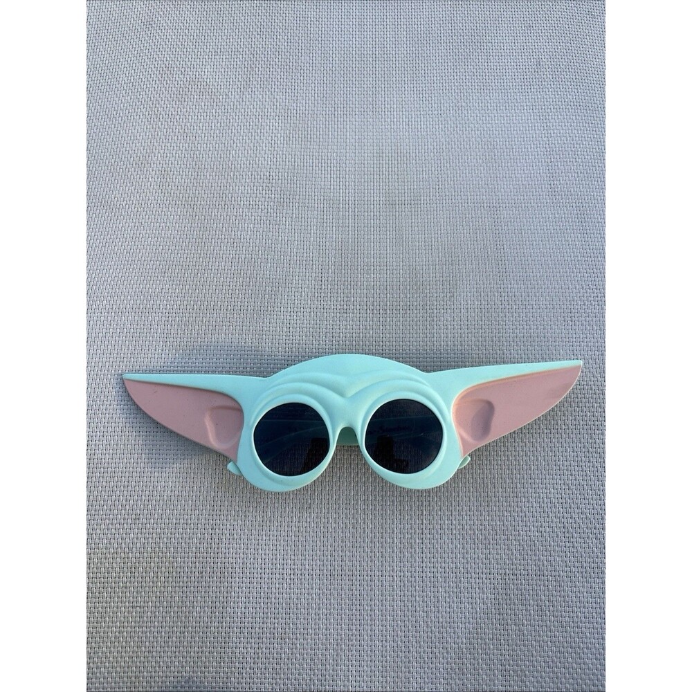 Disney Star Wars The Child Grogu Mandalorian Sunglasses Sun-Staches  Baby Yoda